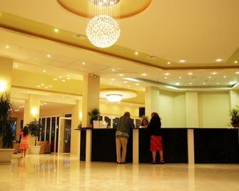 Majestic Hotel & Spa - Laganas - Lobby