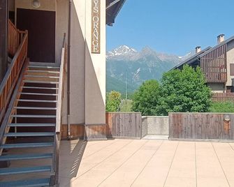 Apartment with terrace close to the slopes - Le Monêtier-les-Bains - Balkon
