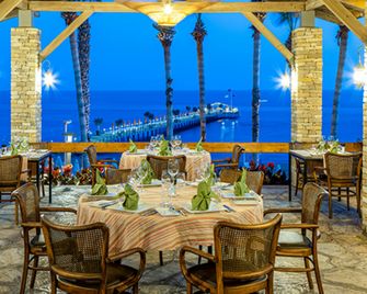 Arum Barut Collection - Sida - Restaurante