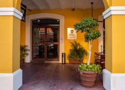 Best Western Hotel Madan - Villahermosa - Κτίριο