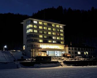 Shikaribetsu Lakeside Onsen Hotel Fusui - Shikaoi - Building