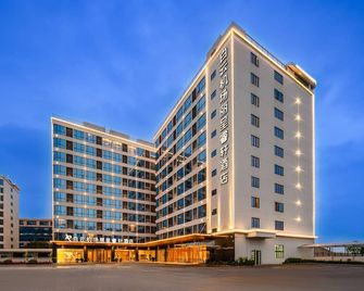 Rezen Select Hotel Guangzhou Baiyun International Airport & Airport T2 - Guangzhou - Gebäude