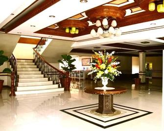 Villa Maria Luisa Hotel - Tandag - Lobby