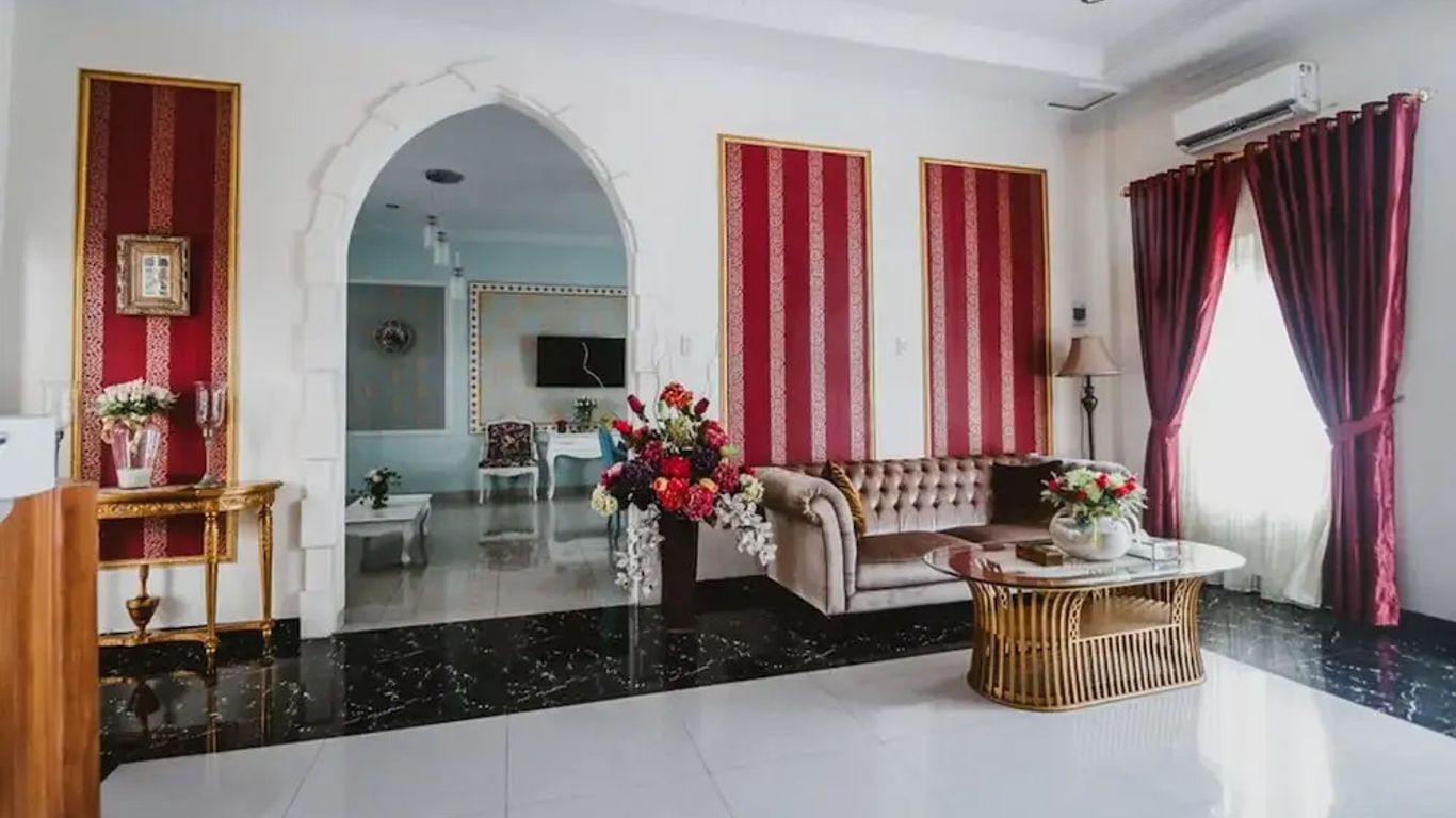 RedDoorz Syariah Plus @ Jalan Brigjend Katamso Medan