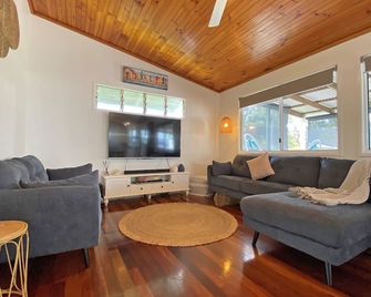 Renovated Shack With All the Comforts of Home - Redland - Sala de estar