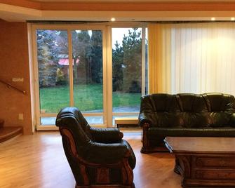 Holiday house Pardubice 3 for 1 - 12 persons with 5 bedrooms - Row house - Pardubice - Sala de estar