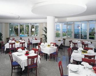 Hotel Maxim's - Tortoreto - Restaurant