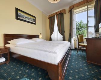 Hotel Certovka - Prag - Yatak Odası
