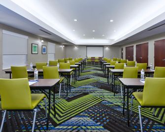 Holiday Inn Express & Suites Dayton South Franklin By IHG - Franklin - Meeting room