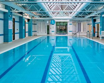 Holiday Inn Haydock M6, Jct.23 By IHG - Newton-le-Willows - Pool
