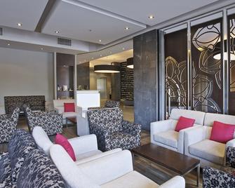 Mantra Hindmarsh Square Adelaide - אדלייד - מסעדה