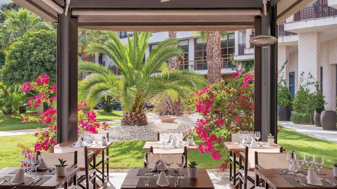 Precise Resort El Rompido-The Hotel