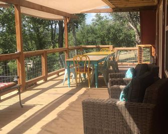 A perfect family vacation on the Frio River. - Leakey - Balcony