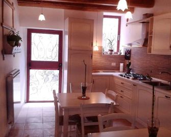 Casa Aurora - Atena Lucana - Cocina