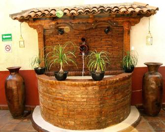 Hotel Morelia Callejón - Morelia - Lễ tân
