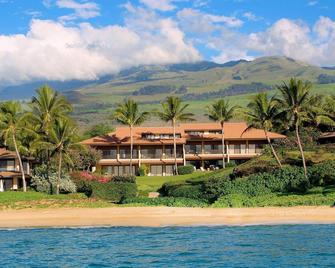 Makena Surf | G202 | Beachfront Resort - Makena - Building