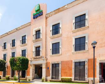 Holiday Inn Express Oaxaca-Centro Historico - Oaxaca - Building