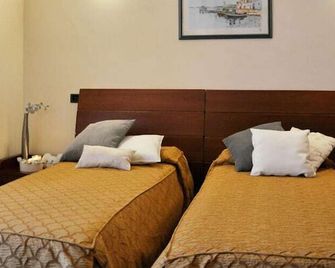 Hotel Metropol - Senigallia - Habitación