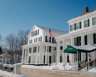 Renovated Townhouse next to a Golf Course and Pool - Manchester - Edificio