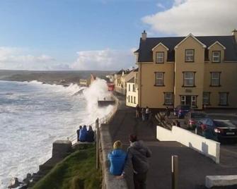 Lahinch Hostel - Lahinch