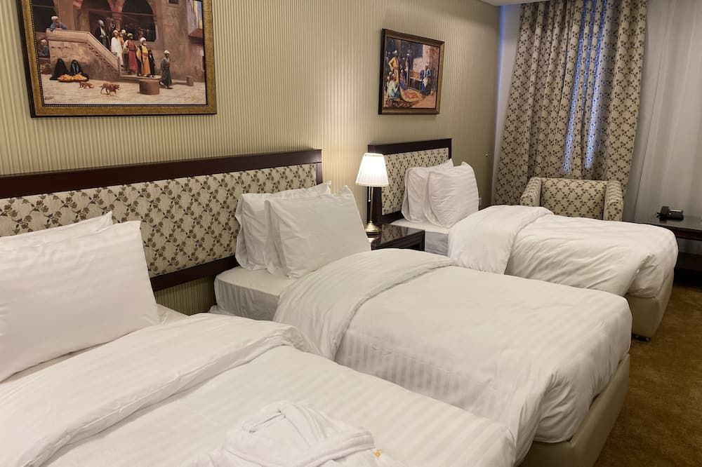 Strand Hotel