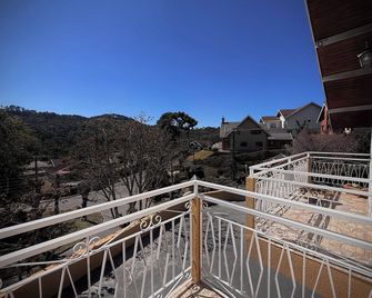 Pousada Doce Vida - Campos do Jordão - Balcony