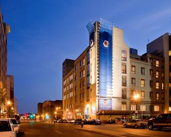 DoubleTree by Hilton Boston-Downtown - Boston - Building