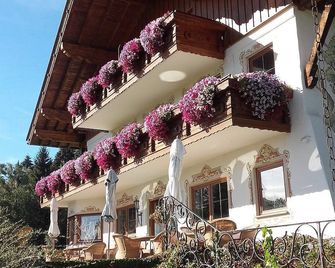 Landhotel Zur Grenze - Isny im Allgäu - Gebäude