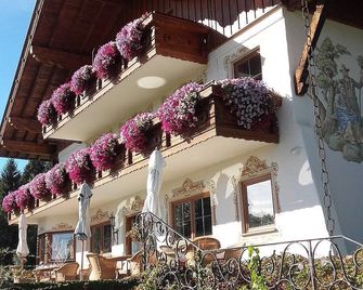 Landhotel Zur Grenze - Isny im Allgäu - Gebäude