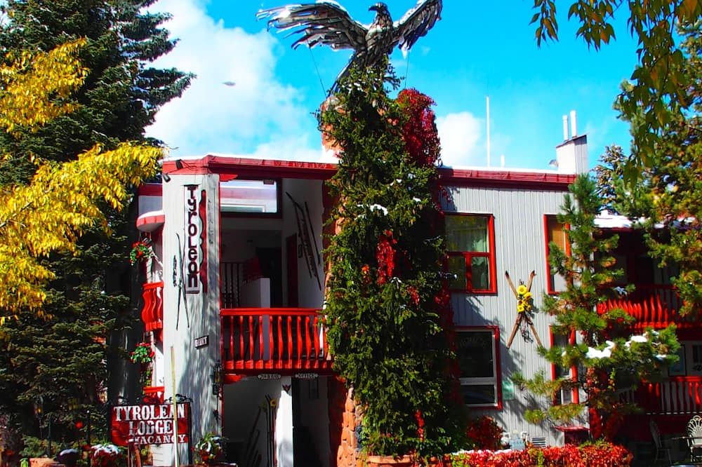 تيرولين لودج - اسبين - مبنى