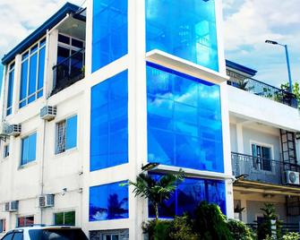 Vitasolo Hometel & Suite - Tagum - Edificio