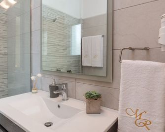 Mamfredas Luxury Resort - Tsilivi