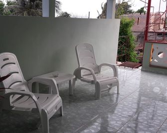 Hostal Villa Mena - Gibara - Patio