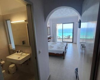 Stella Beach Hotel - Panormos