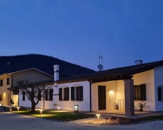 Aura Dimore Ad Arquà Petrarca - Arquà Petrarca - Building