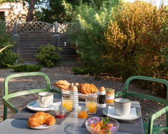 Beija Flor - Saint-Raphaël - Innenhof