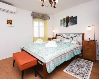 Apartmani Nad Voltun - Kastav - Bedroom