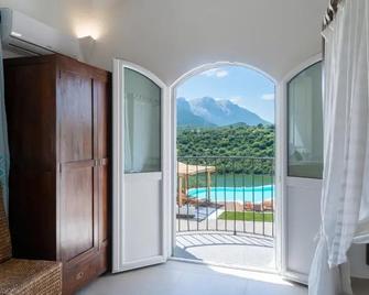 Hotel Villa Cedrino - Dorgali - Balcony