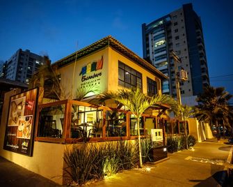 Pousada Encantare - Aracaju - Building