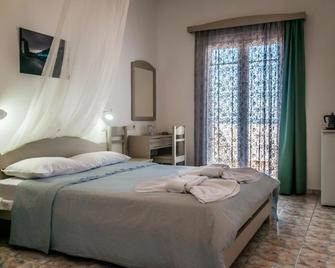 Agnanti Milos Rooms to Let - Plaka - Habitación
