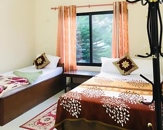 Hotel Bhupusainik Sauraha - Sauraha - Chambre