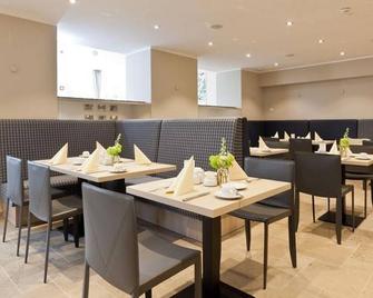 Michels Inselhotel Vier Jahreszeiten - נורדרניי - מסעדה