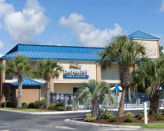 Baymont by Wyndham Manning - Manning - Building