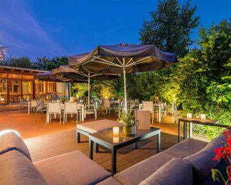 Best Western Plus Kurhotel an der Obermaintherme - Bad Staffelstein - Pátio