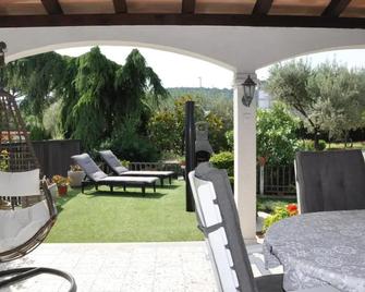 Apartmaji Nika - Izola - Innenhof