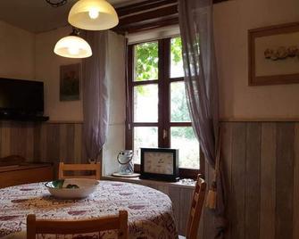 Apartment 100 m from the Atlantic. - Saint-Éloy-les-Mines - Essbereich