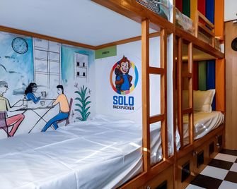 Solo Backpacker - Bombay - Habitación