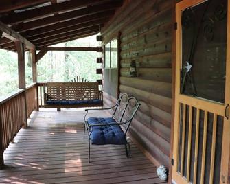 Shadow Me Secluded Cabin - Mountain View - Balcony