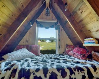 Tiny House at Wishing Creek - Henderson - Slaapkamer