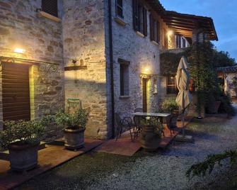 Promotion - Taggiasca-Le Gorghe Di Valmarino In Umbria Pool Wifi - Corciano - Patio